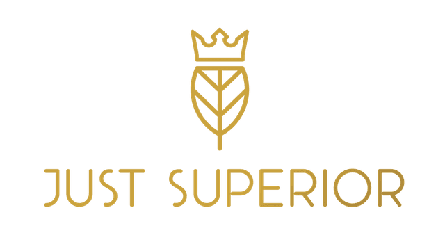 Logo brenda Just Superior - suplementi, sportska ishrana i oprema u FitLab prodavnici